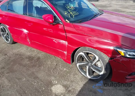 2018 Honda Accord Sport z USA, uszkodzony, nr VIN 1HGCV1F3XJA110718